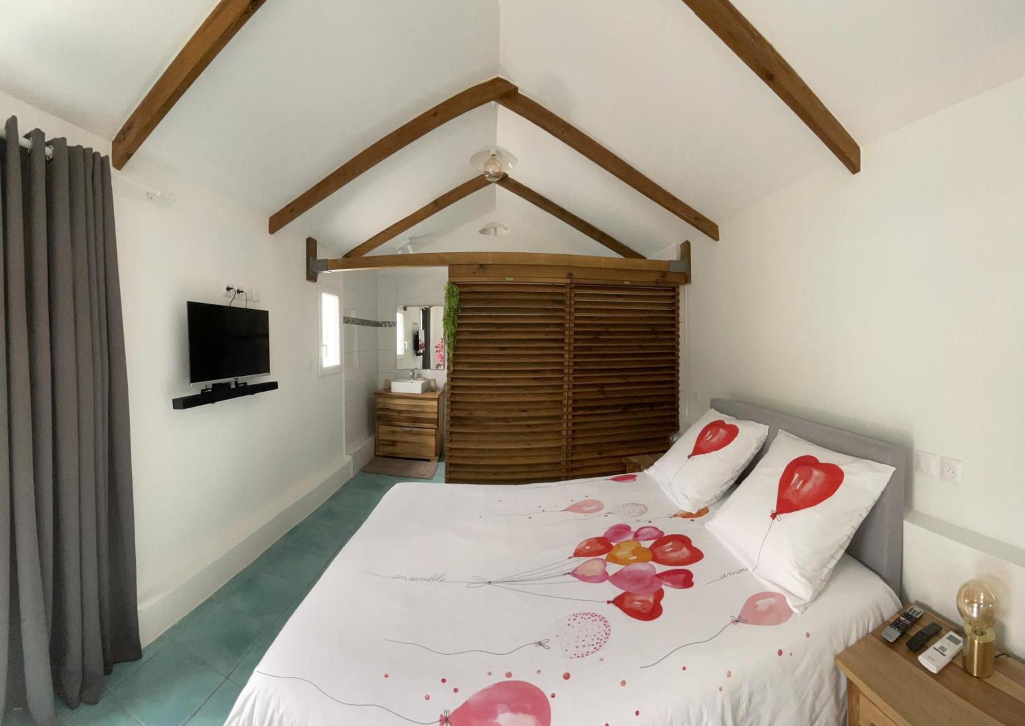 Bungalow "Doussin' Kreyol", Au Calme A 150M De La Plage Grande Anse 外观 照片