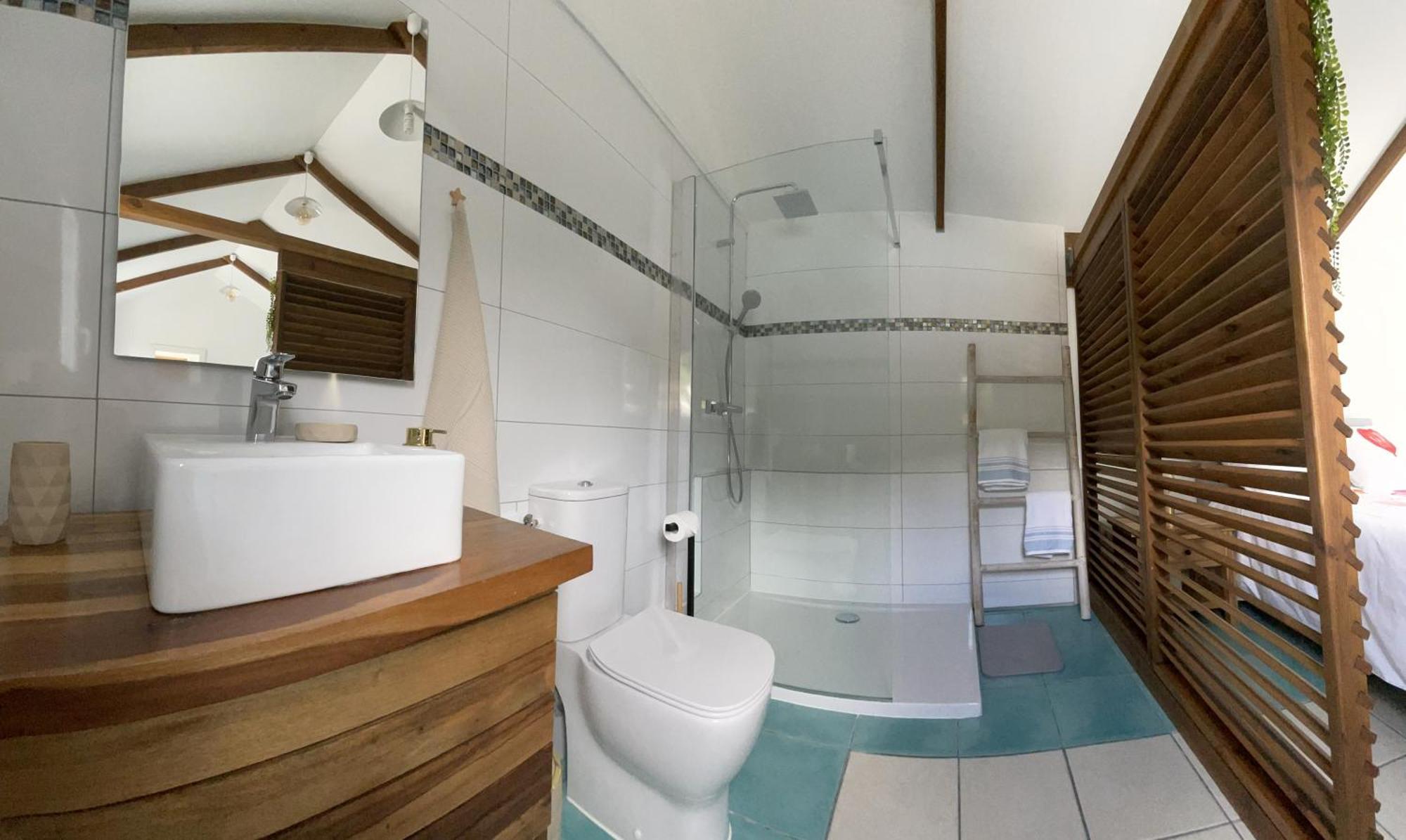 Bungalow "Doussin' Kreyol", Au Calme A 150M De La Plage Grande Anse 外观 照片